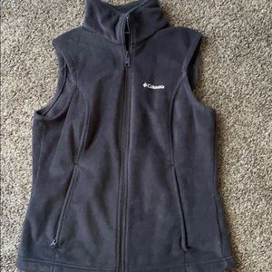 Columbia vest